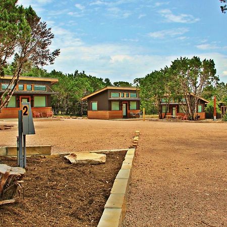 Green Acres Cottages - Fredericksburg Suite Wimberley Ngoại thất bức ảnh